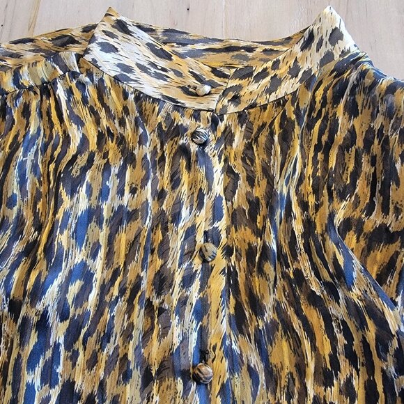 Vintage 100% Silk Animal Print Blouse Size 10 With Matching Scarf Classic - Picture 4 of 13